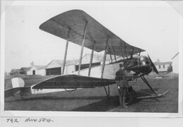 792 Avro 504