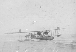 Curtiss H12 Large America