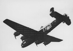 W1245 Handley Page Halifax II