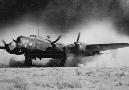W1169 Handley Page Halifax II